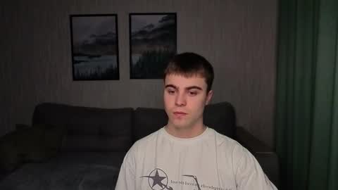 Snapshot of _dream_boys_ chatting on 10-04-25, 11:19 _dream_boys_ online show from 10-04-25, 11:19