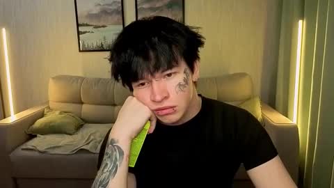 Snapshot of _dream_boys_ chatting on 10-14-25, 09:04 _dream_boys_ online show from 10-14-25, 09:04