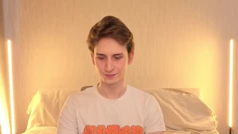 Snapshot of _dream_boys_ chatting on 02-24-26, 04:43 _dream_boys_ online show from 02-24-26, 04:43