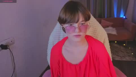 Luna    online show from 04-05-26, 01:41