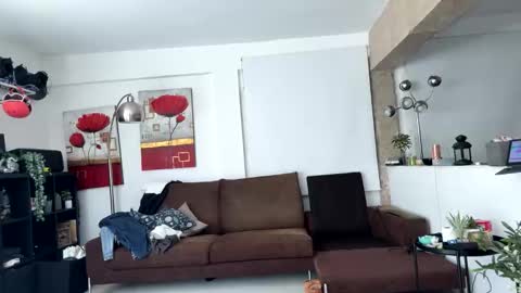  elena barra online show from 04-16-26, 09:54