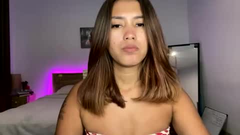 Snapshot of _elisavae chatting on 12-03-25, 01:20 elisa online show from 12-03-25, 01:20