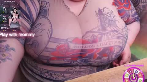 LIsa online show from 09-15-25, 05:18