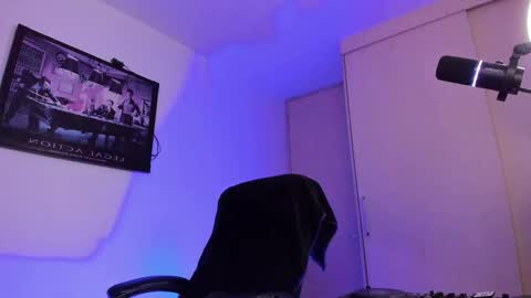  -         online show from 01-20-25, 04:32