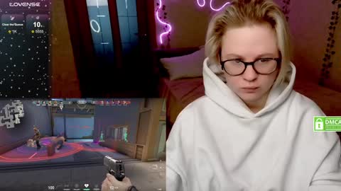 chloue and Gretta online show from 02-02-25, 11:00