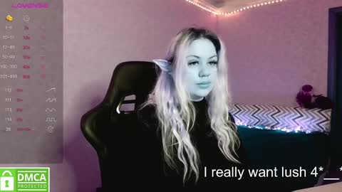 chloue and Gretta online show from 02-26-25, 06:58