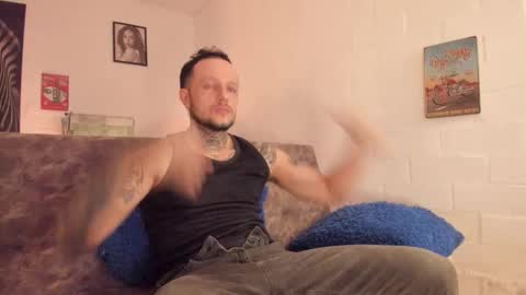 Emilio online show from 11-19-25, 09:31