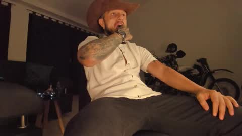 Emilio online show from 01-14-26, 08:20