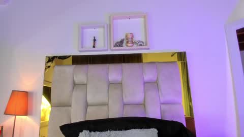 Isabella online show from 02-04-25, 12:11