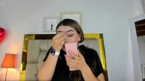 Isabella online show from 02-20-25, 12:04