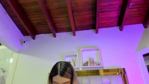 Isabella online show from 09-13-25, 12:05