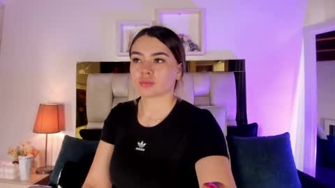 Isabella online show from 04-11-26, 12:09