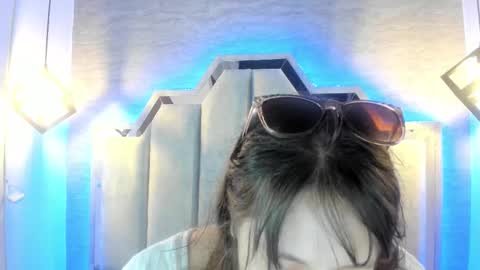 Snapshot of _emily_rosee_ chatting on 09-22-25, 11:12 Emily online show from 09-22-25, 11:12