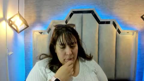 Snapshot of _emily_rosee_ chatting on 10-10-25, 11:31 Emily online show from 10-10-25, 11:31
