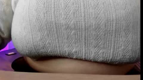 Snapshot of _emily_rosee_ chatting on 10-25-25, 12:23 Emily online show from 10-25-25, 12:23