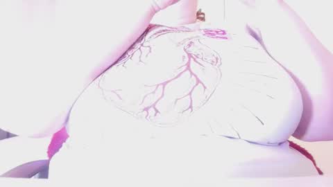 Snapshot of _emily_rosee_ chatting on 11-05-25, 11:43 Emily online show from 11-05-25, 11:43