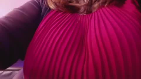 Snapshot of _emily_rosee_ chatting on 11-11-25, 11:10 Emily online show from 11-11-25, 11:10