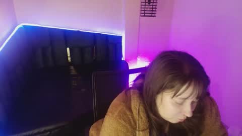 Snapshot of _emily_rosee_ chatting on 11-25-25, 11:10 Emily online show from 11-25-25, 11:10