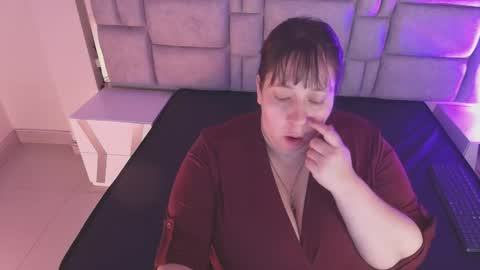 Emily  online show from 12-19-25, 11:28