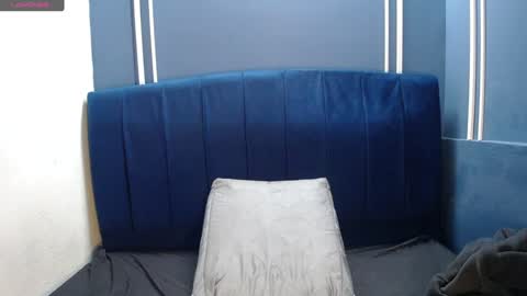 Snapshot of _emma_diamond_ chatting on 02-07-25, 10:20 Emma online show from 02-07-25, 10:20