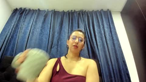 Snapshot of _emma_loyd_ chatting on 12-03-24, 11:13 Emma online show from 12-03-24, 11:13