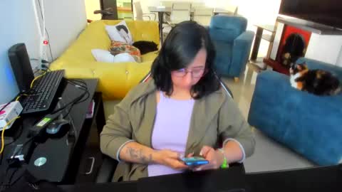 Snapshot of _emma_loyd_ chatting on 01-26-25, 08:02 Emma online show from 01-26-25, 08:02