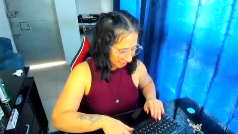 Snapshot of _emma_loyd_ chatting on 03-04-25, 07:54 Emma online show from 03-04-25, 07:54