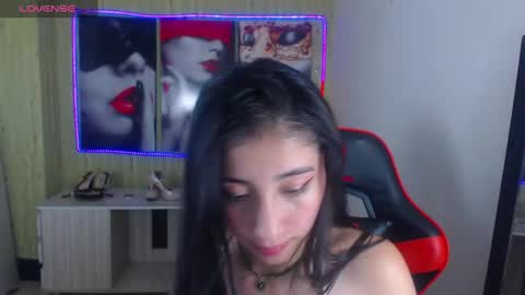 Snapshot of _emmaa_harper chatting on 01-25-25, 09:47 Emmaa Harper3 online show from 01-25-25, 09:47