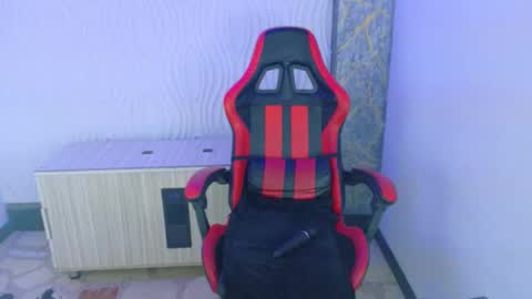 Snapshot of _emmaa_harper chatting on 10-14-25, 06:25 Emmaa Harper3 online show from 10-14-25, 06:25