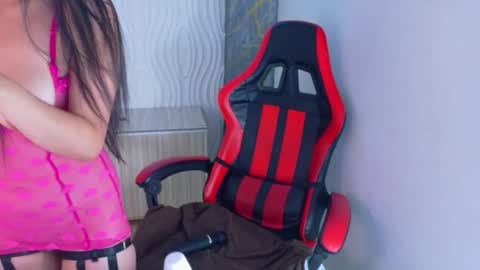 Snapshot of _emmaa_harper chatting on 11-19-25, 06:57 Emmaa Harper3 online show from 11-19-25, 06:57