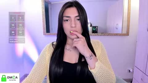  Erica Vanderhill  online show from 11-23-25, 10:20