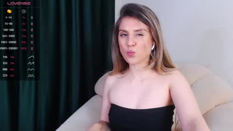 _esmeraldiyaa_ online show from 12-27-24, 08:50