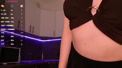 _esmeraldiyaa_ online show from 11-09-25, 09:46