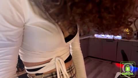 Eva online show from 01-16-26, 03:49