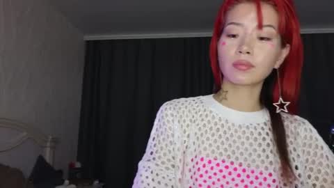 EveEva online show from 12-18-24, 09:58