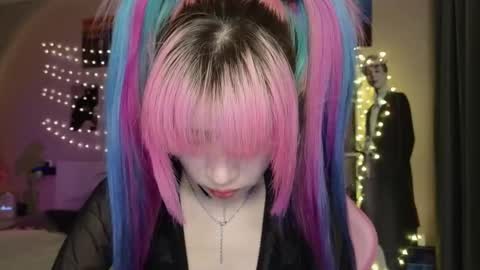 EveEva online show from 02-25-26, 02:54