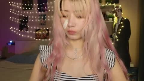 EveEva online show from 04-10-26, 02:50