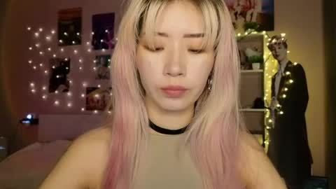 EveEva online show from 04-18-26, 01:09