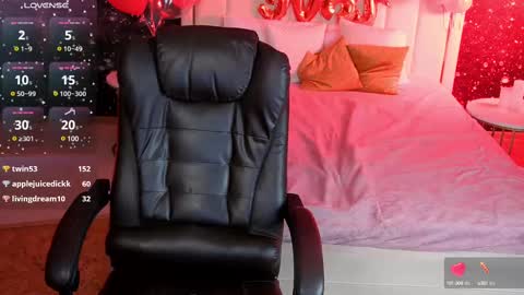  F R A U  online show from 03-08-25, 07:05