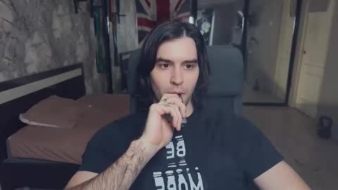 Snapshot of _fatrabbit chatting on 02-01-26, 12:59 Keanu online show from 02-01-26, 12:59