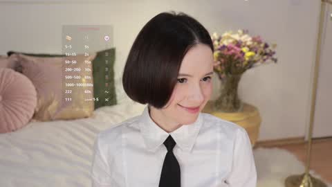 Snapshot of _female_essence_ chatting on 12-11-24, 09:55 Essie online show from 12-11-24, 09:55