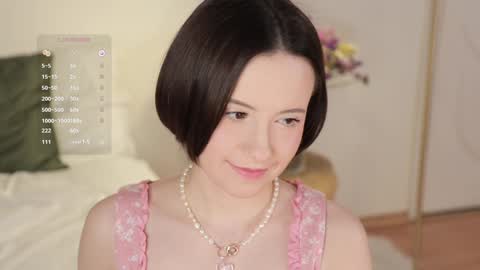 Snapshot of _female_essence_ chatting on 12-16-24, 10:13 Essie online show from 12-16-24, 10:13