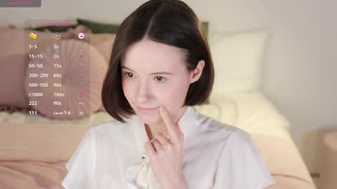 Snapshot of _female_essence_ chatting on 03-07-25, 10:56 Essie online show from 03-07-25, 10:56