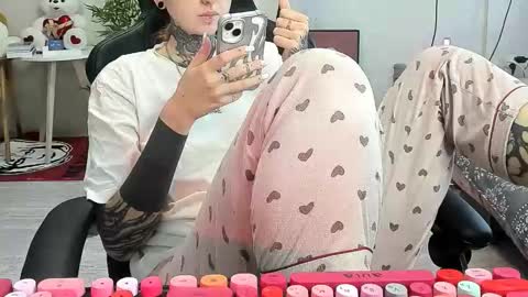 Alis online show from 09-26-25, 09:13