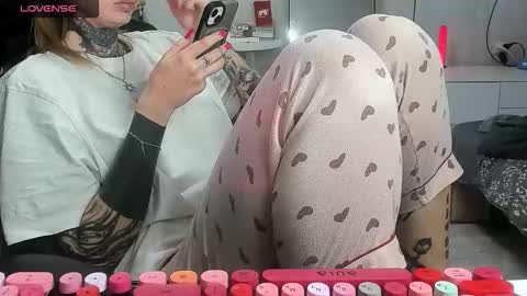 Alis online show from 11-11-25, 07:08