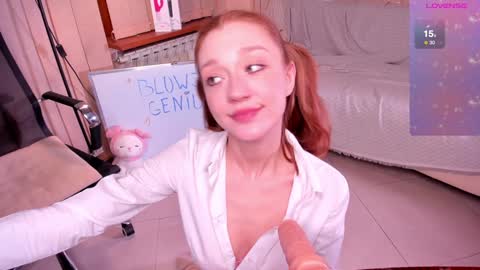 Snapshot of _fieryflash_ chatting on 12-05-24, 06:11 Lola 3 online show from 12-05-24, 06:11