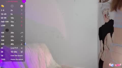 Snapshot of _flipped_ chatting on 10-12-25, 01:37 Flipped online show from 10-12-25, 01:37