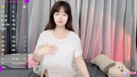 Snapshot of _flipped_ chatting on 11-05-25, 12:54 Flipped online show from 11-05-25, 12:54