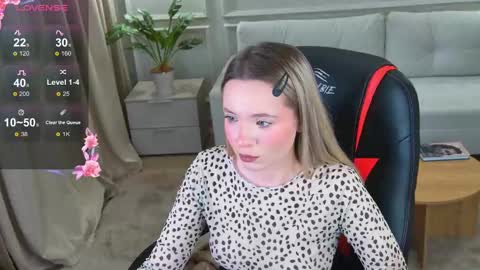 Snapshot of _florence_wayne chatting on 12-02-24, 06:09 Florence online show from 12-02-24, 06:09