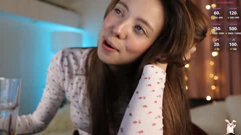 Goldy Grace online show from 01-11-25, 05:07